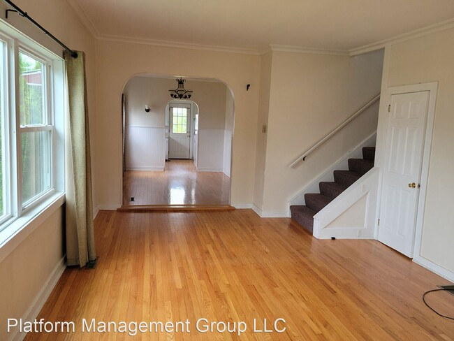 Foto del edificio - 3 br, 1 bath House - 35 Wilkins Avenue