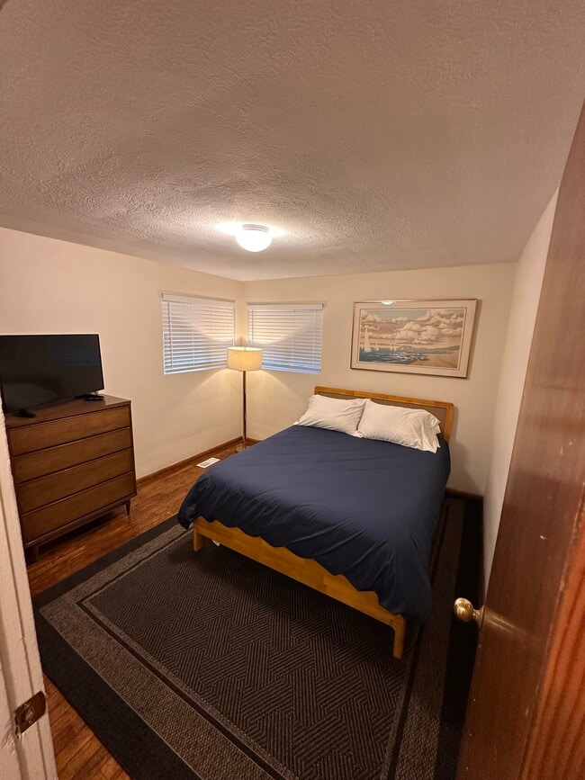 Building Photo - 8018 MacArthur Blvd