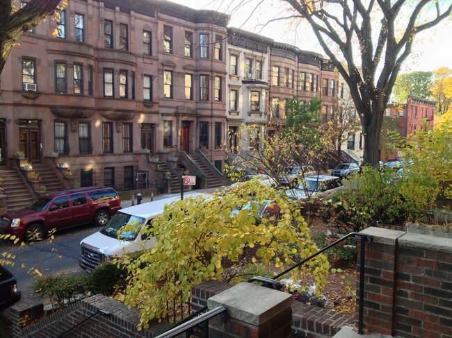 The Block - 413 W 154th St