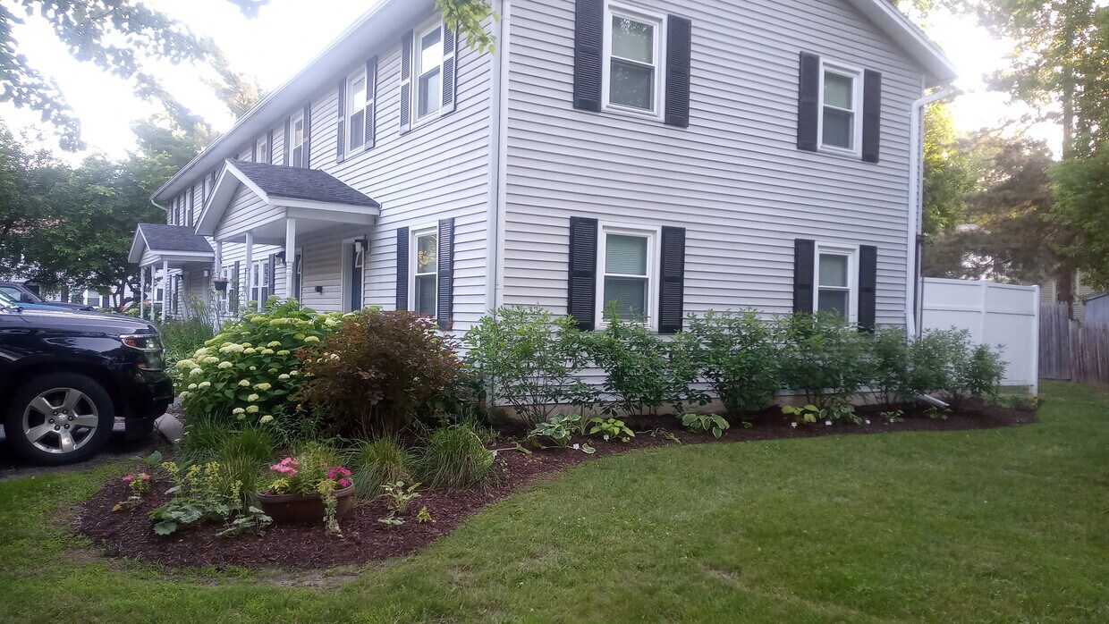 3 River St, Essex, VT 05452 Townhome Rentals in Essex VT