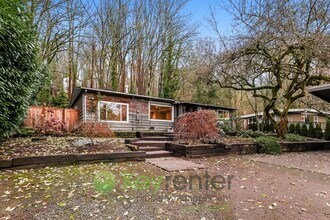 Building Photo - 6739 24th Ave SW