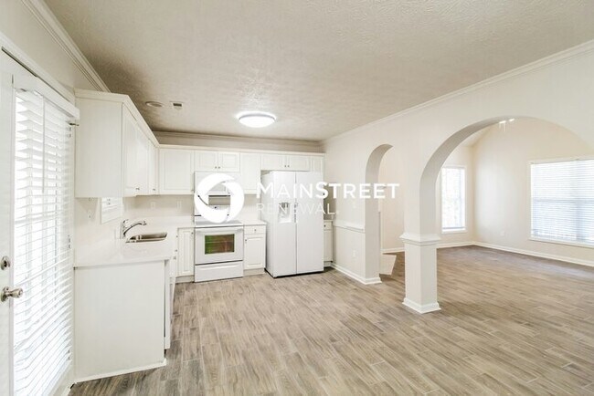 Foto del edificio - 3 Bedroom Pet-Friendly Home in Covington, GA with Main Street Renewal