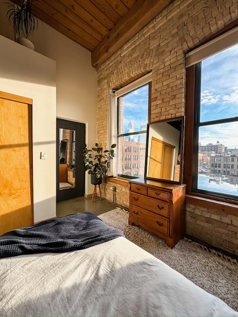 Bedroom - 210 N 2nd St