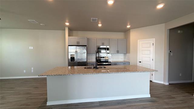 Building Photo - 805 Vine St