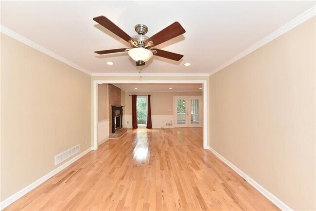 Foto del edificio - 4254 Glengary Dr NE