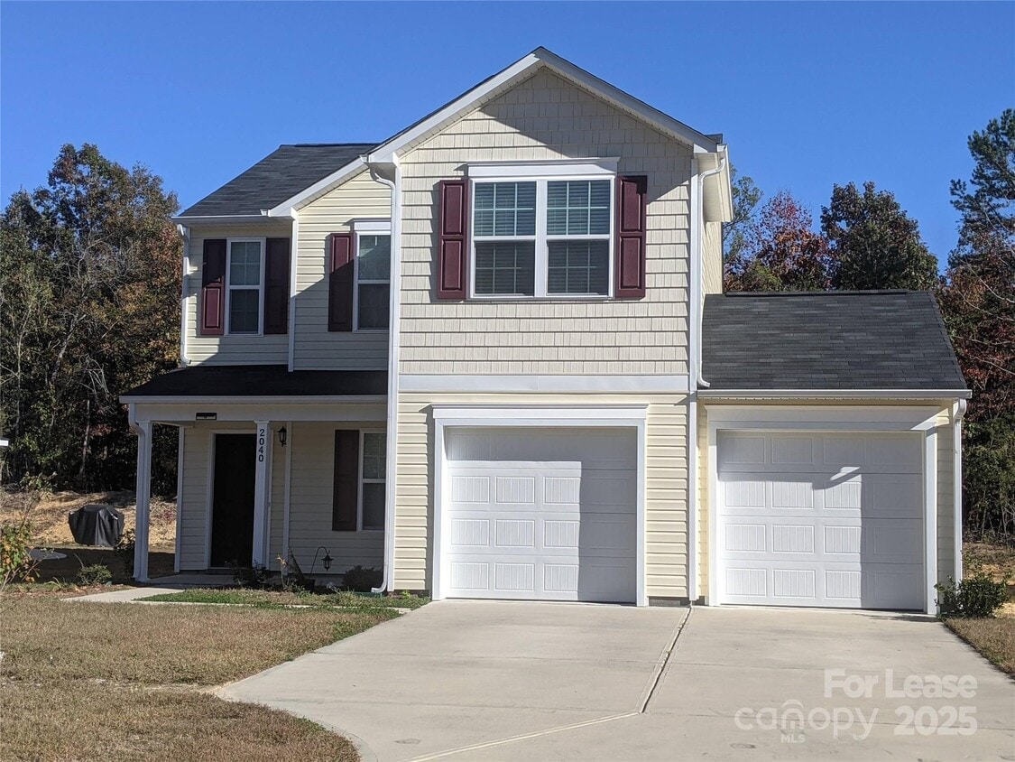 Primary Photo - 2040 E Park Dr