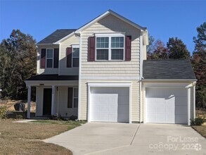Building Photo - 2040 E Park Dr