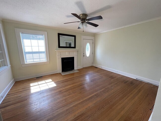 Foto del edificio - 1681 Cherokee Rd