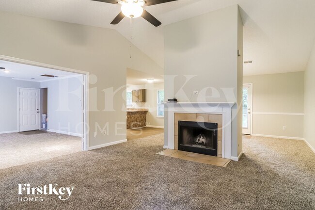 Building Photo - 1456 Chaseway Cir