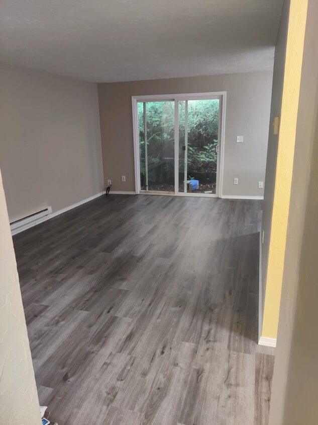 1110 Hayes St Unit 1, Aberdeen, WA 98520 Apartments in Aberdeen, WA