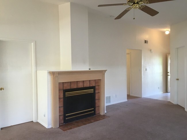 Foto del edificio - 4 BEDROOM - NORTHERN MEADOWS