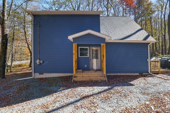 Building Photo - 1121 Cobblewood Rd