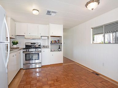 Foto del edificio - 4280 Calle Real