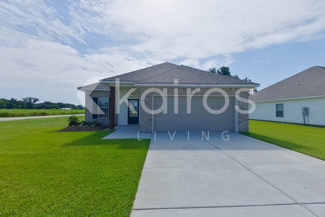 Building Photo - 101 Carencro St