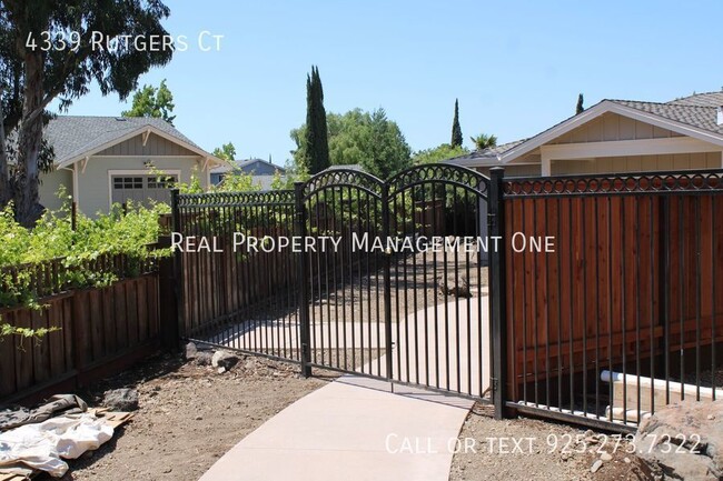 Building Photo - Brand New 2 Bed/2 Bath ADU in Highly Desir...