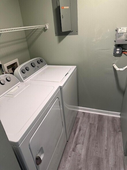 Foto del edificio - 436 Pine Glen Ln