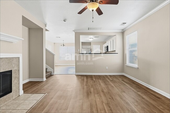 Building Photo - 11411 Seven Sisters Dr