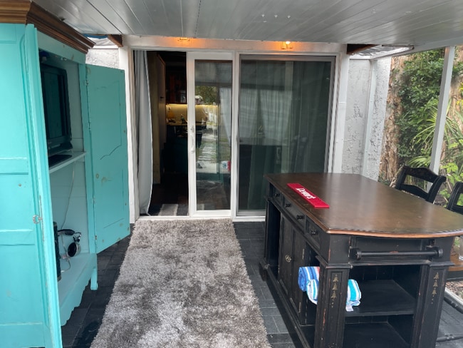 Building Photo - 4435 W Iowa Ave