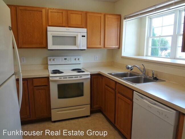 Building Photo - 2 br, 2.5 bath House - 2440 Millwood Loop