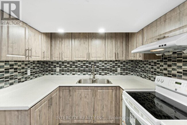 Building Photo - 95 Nightstar Rd