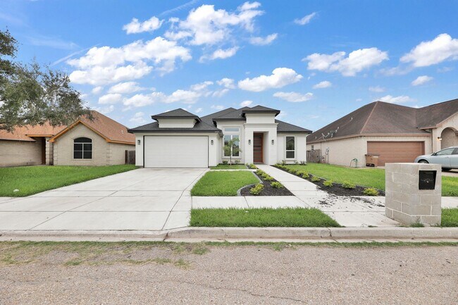 Building Photo - New Construction Luxury Rental—Minutes fro...