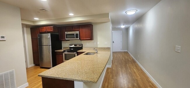 Foto del edificio - 20 Pond St