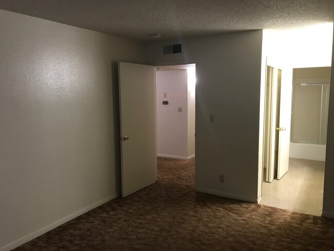 Foto del edificio - 1544 E Fedora Ave