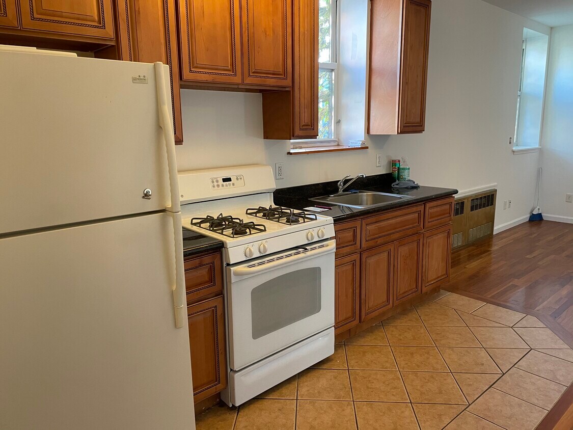 Foto principal - 15 Belmont Ave