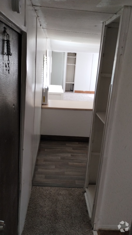 Building Photo - 229 NW Deer Run Gln