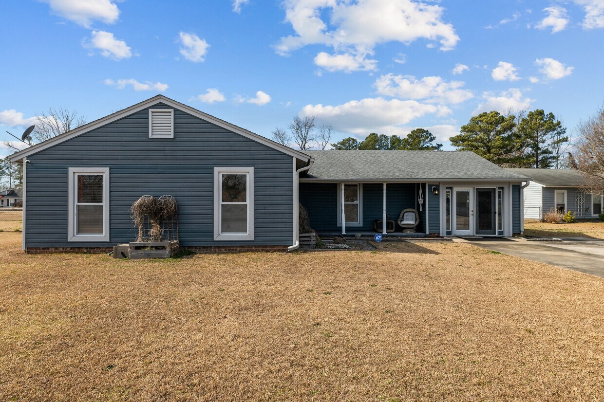 Primary Photo - 103 Shipman Rd