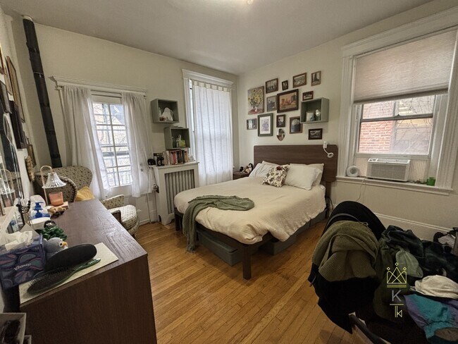 Building Photo - 1407 Beacon St