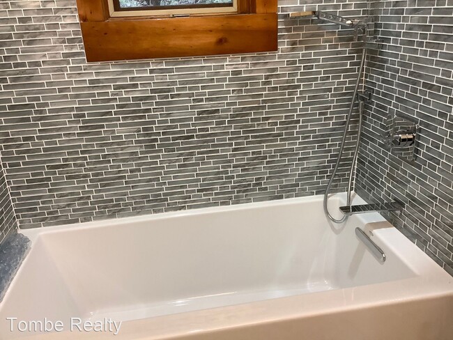 Building Photo - 3 br, 2 bath House - 17020 Lauri Lane