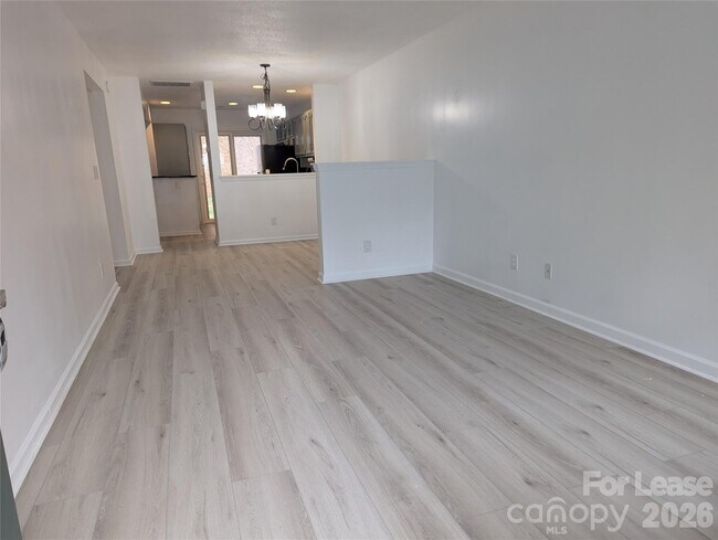 Building Photo - 5976 Prescott Ct