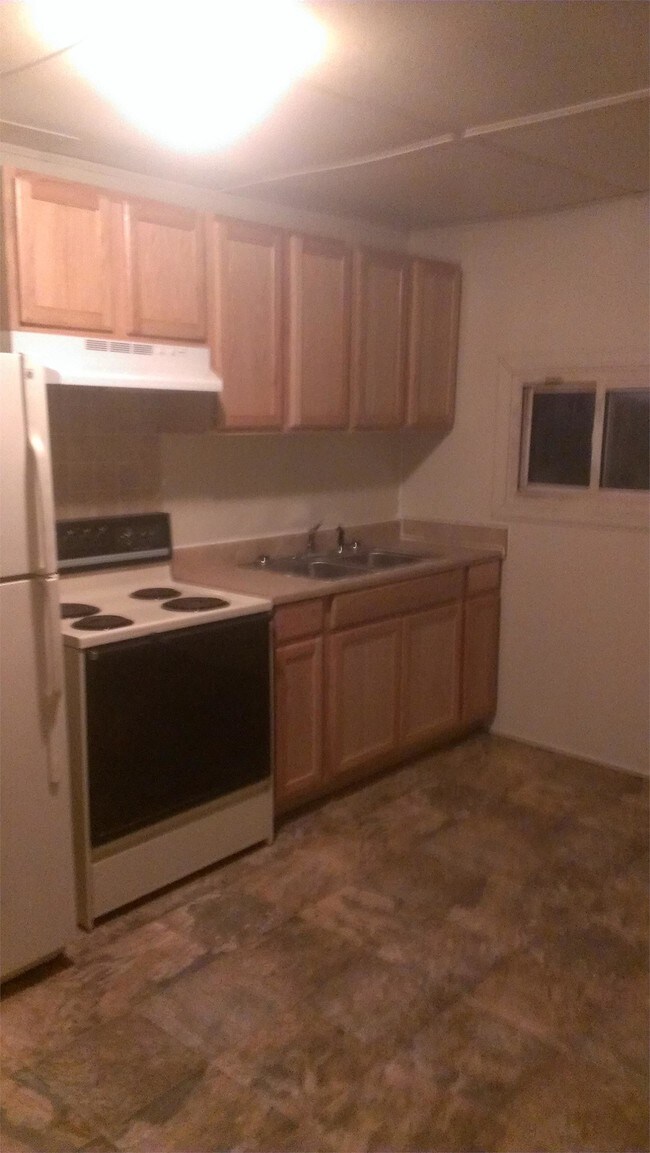 Building Photo - 442 Gardners Ln