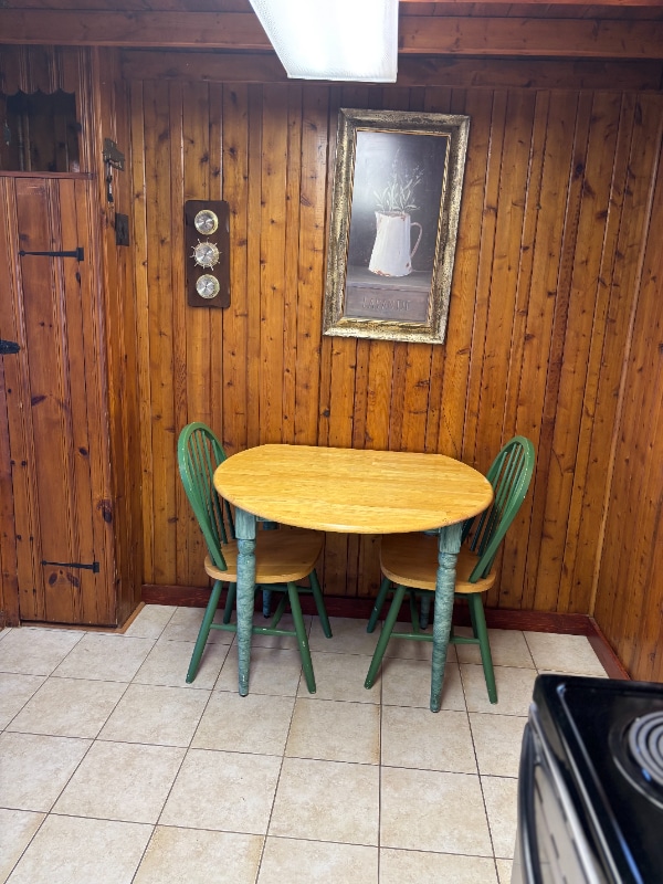 Building Photo - 31826 Glen Rd