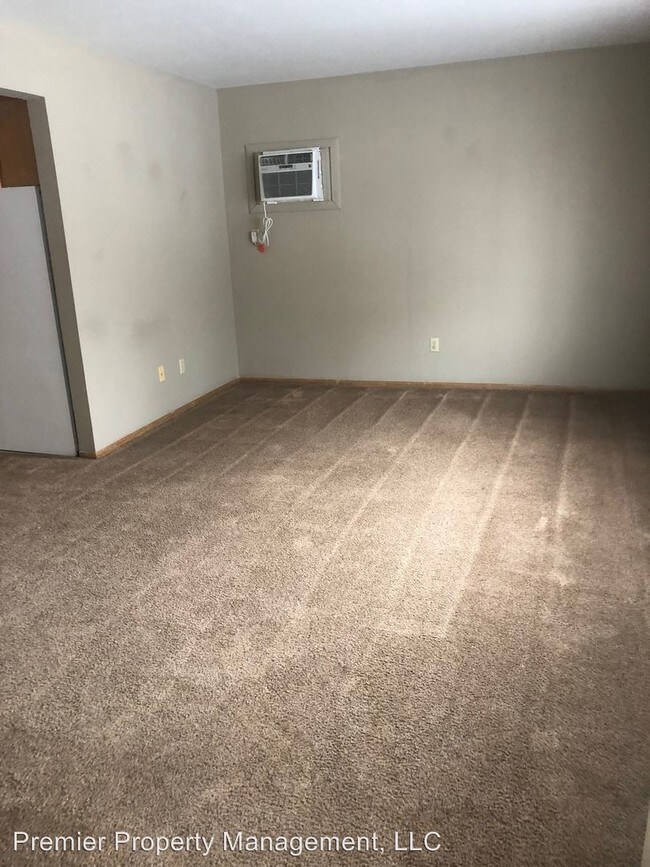 Building Photo - 721 N 3rd St