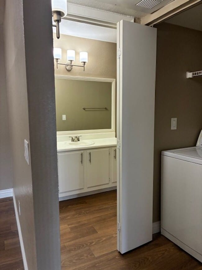 Interior Photo - Mandalay Bay Apartments