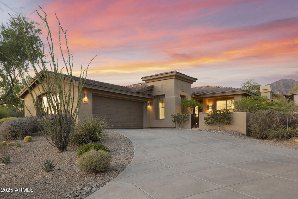 Primary Photo - 11489 E Raintree Dr