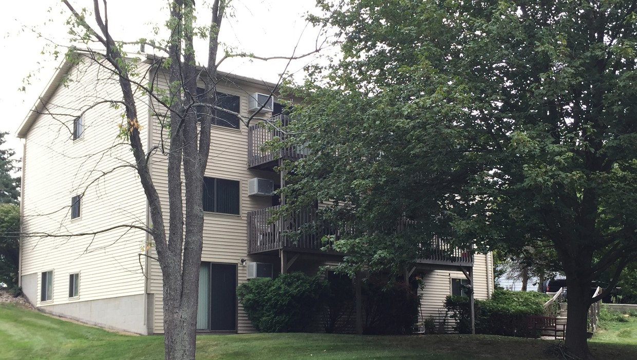Building Photo - 13095 Prairie View Dr