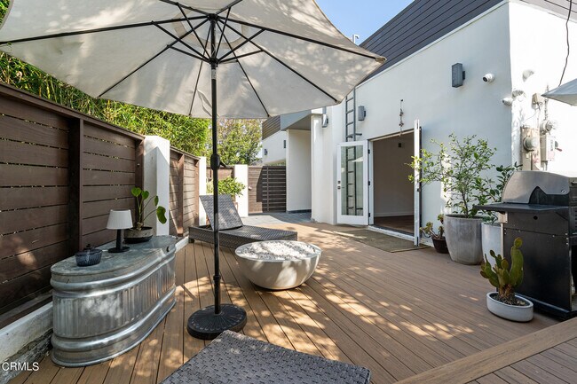 Foto del edificio - 11439 Laurelcrest Dr