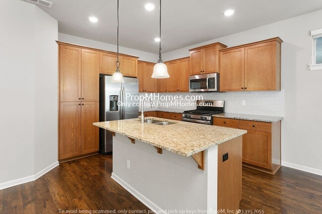 Building Photo - Fantastic Three Bedroom Home in West Haven...