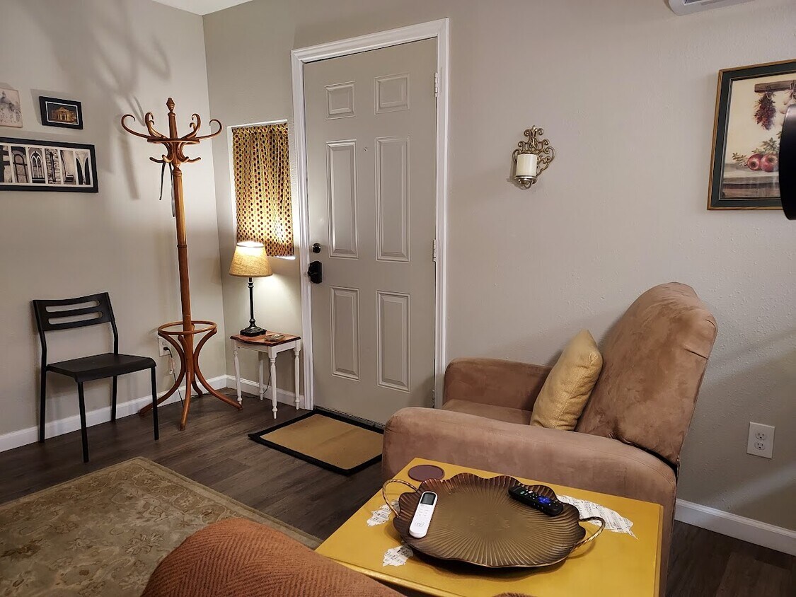 Living area with front door (key pad plus deadbolt) - 3222 Walnut Hill Ln
