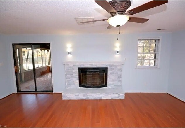 Foto del edificio - 435 Currituck Dr