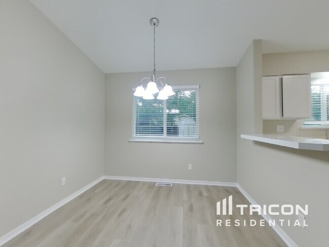 Foto del edificio - 2321 42nd Ave Ct