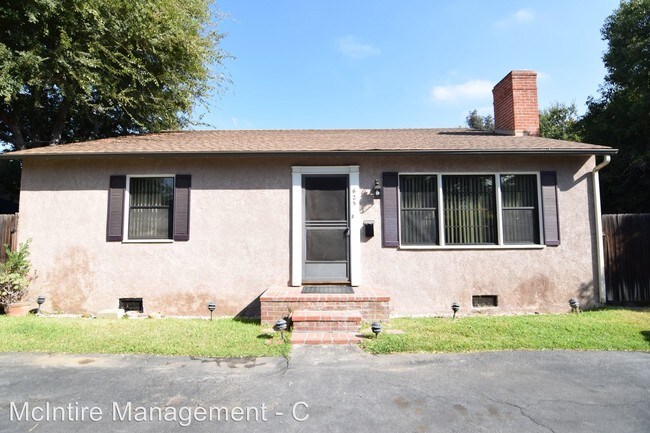 Building Photo - 615-627 S El Molino Ave