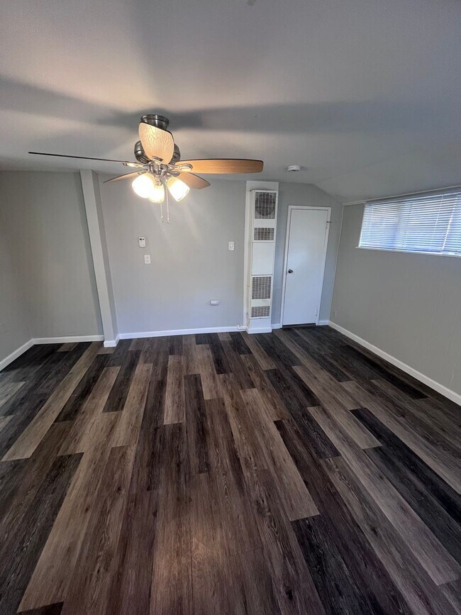 Foto del edificio - CUTE ONE BEDROOM ONE BATH HOME IN GRANITE ...