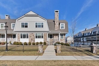 Building Photo - 1 Foley Pl