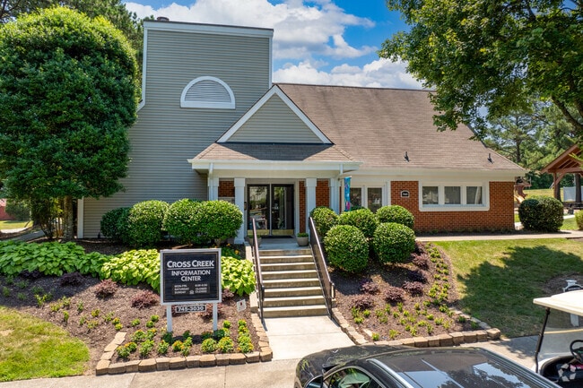 Leasing Office - Cross Creek Apartments