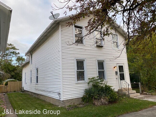 Foto del edificio - 3 br, 2 bath House - 529 E. MADISON ST