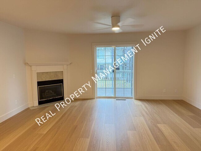 Foto del edificio - 1972 NE Sams Loop